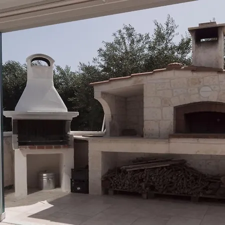 Rosmat's House Villa *